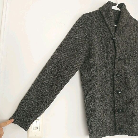 J Crew Cardigan Sweater Mens S Gray Shawl Collar LambsWool Chunky Pocket Granpa - Picture 3 of 9